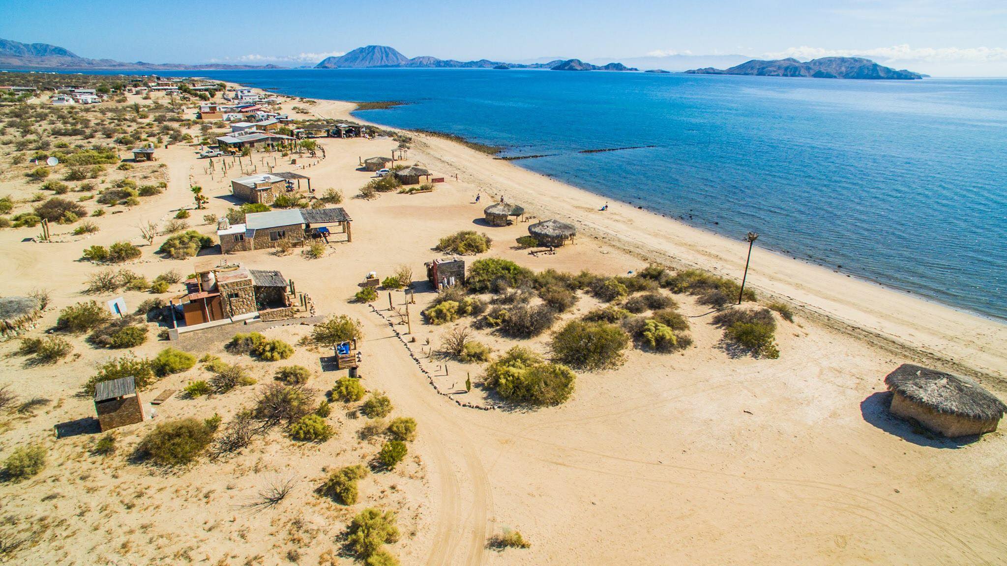 acampar en Bahia de los angeles