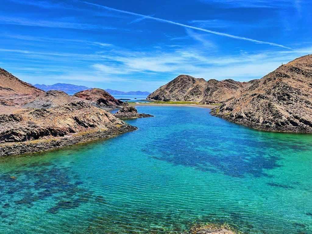 playa increible en Bahia de los Angeles